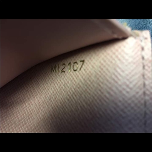 Authentic Louis Vuitton Victorine Ballerine Azur - Picture 5 of 8